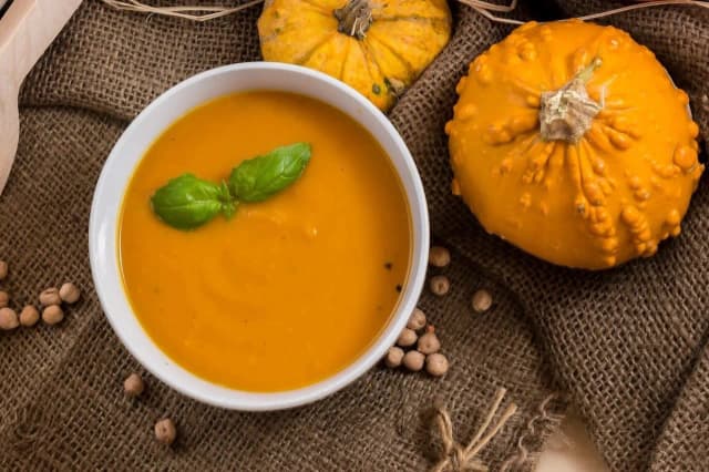 Najlepsza dynia na zupę – hokkaido czy piżmowa? Odkryj różnice